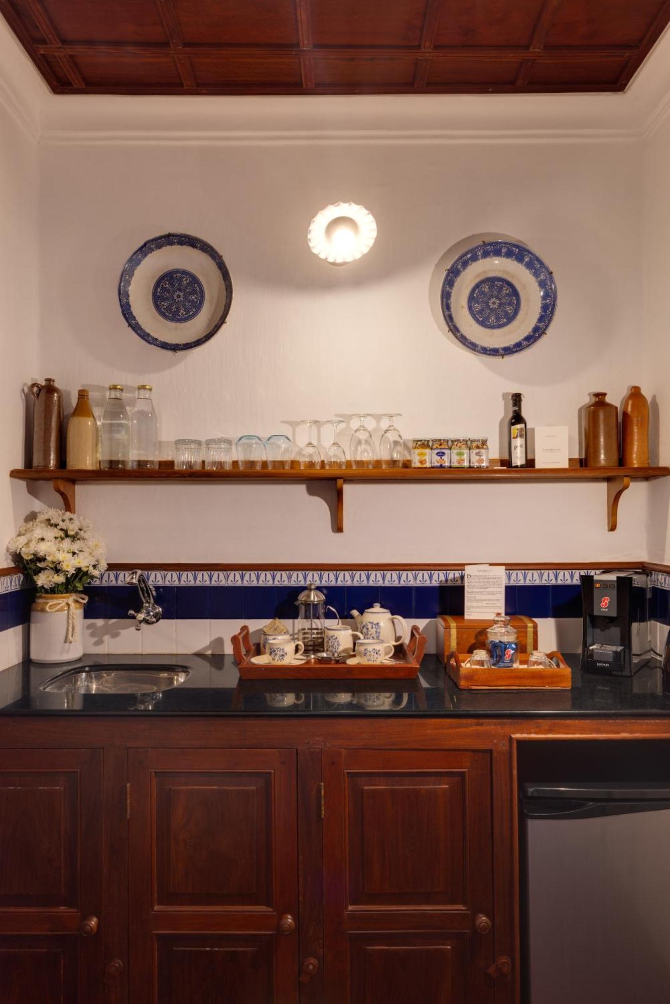 Brunton Boatyard - A Cgh Earth Experience Hotel Kochi Bagian luar foto